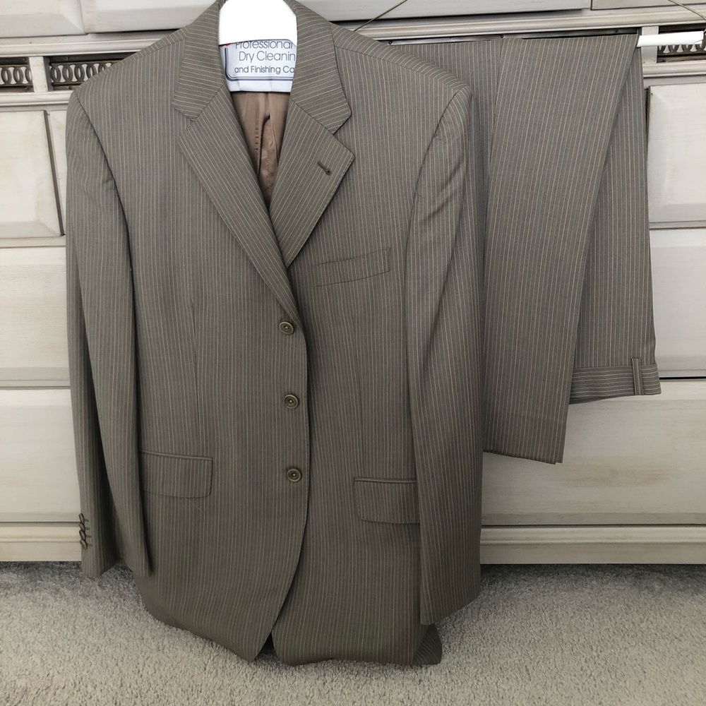 Sean John fine tailoring suit